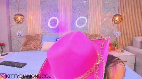 kitty__diamond_ online show from March 2026 12:43:02 AM