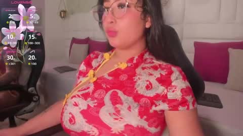 Kitty  online show from June 2026 07:07:01 AM