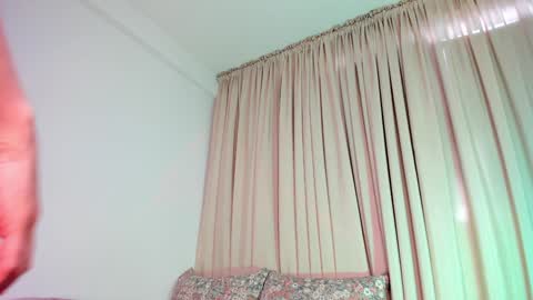 Snapshot of kitty__sophie chatting on November 2025 04:20:02 PM sophie online show from November 2025 04:20:02 PM