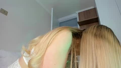 Snapshot of kitty__sophie chatting on March 2026 06:30:02 PM sophie online show from March 2026 06:30:02 PM