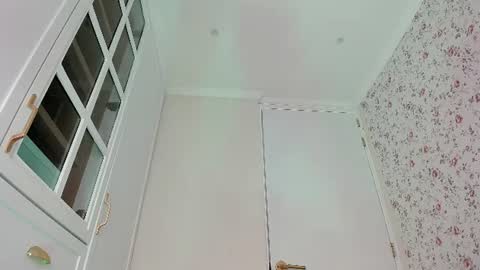 Snapshot of kitty__sophie chatting on June 2026 07:07:01 PM sophie online show from June 2026 07:07:01 PM