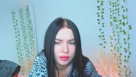 kitty_cut1ee_ online show from February 2026 02:02:01 PM