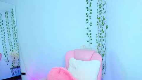 kitty_cut1ee_ online show from March 2026 07:58:02 AM