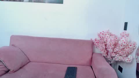 Snapshot of kitty_f00x chatting on April 2026 08:59:02 PM kitty_f00x online show from April 2026 08:59:02 PM