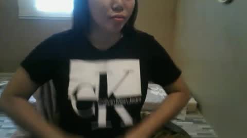 Snapshot of kitty_fussy chatting on May 2026 01:44:01 AM kitty_fussy online show from May 2026 01:44:01 AM