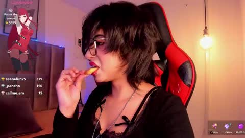 Snapshot of kitty_gang chatting on February 2025 05:48:01 AM Camila online show from February 2025 05:48:01 AM