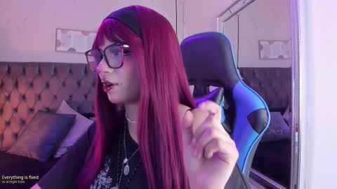 Snapshot of kitty_gang chatting on October 2025 02:39:02 AM Camila online show from October 2025 02:39:02 AM