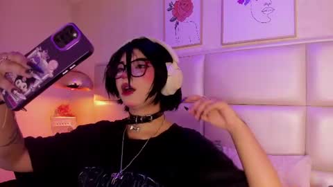 Camila online show from July 2026 12:50:01 AM