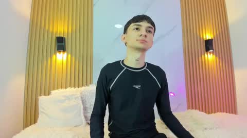 kitty_gill online show from December 2024 11:06:02 AM