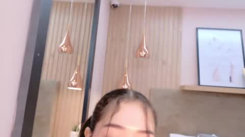 kitty_model online show from May 2026 04:17:02 AM