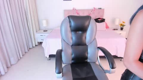 Kitty online show from March 2025 03:32:01 AM