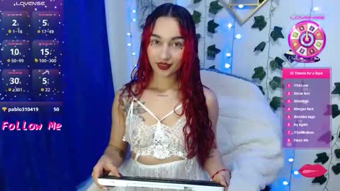 Kitty Saenz online show from November 2025 02:55:01 AM