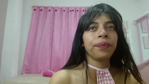 Aleja online show from May 2026 01:44:01 AM
