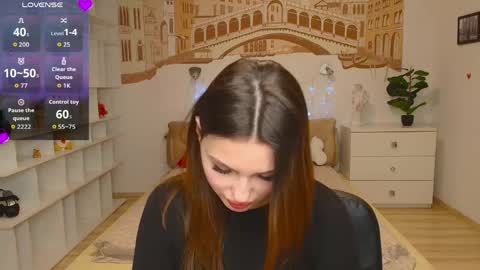Kate online show from April 2026 05:52:01 PM