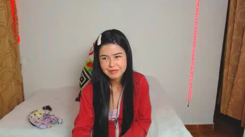 kitty_small69 online show from December 2025 02:17:01 AM