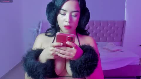 Snapshot of kitty_violet11 chatting on May 2026 08:47:02 PM kitty_violet11 online show from May 2026 08:47:02 PM