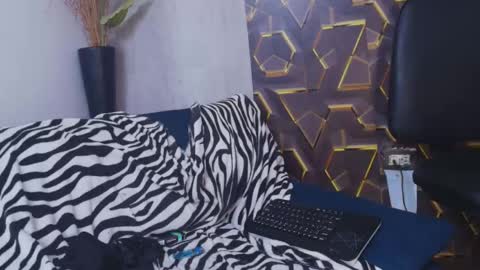 Snapshot of kitty_violet11 chatting on May 2026 07:26:01 AM kitty_violet11 online show from May 2026 07:26:01 AM