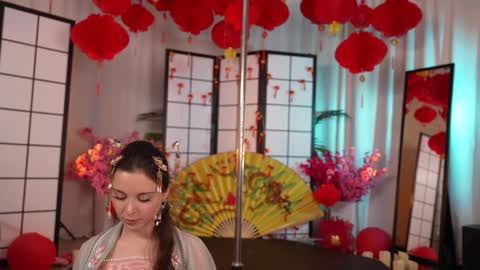 Snapshot of kittycaitlin chatting on February 2025 06:55:01 PM Katya online show from February 2025 06:55:01 PM