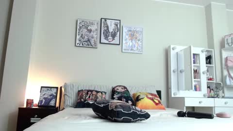 Isabel online show from February 2025 02:04:02 AM