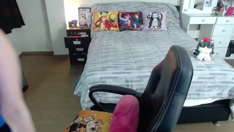 Isabel online show from September 2025 11:06:02 PM