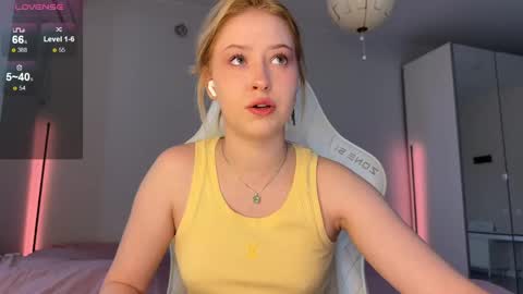 Monika online show from May 2026 03:24:01 AM