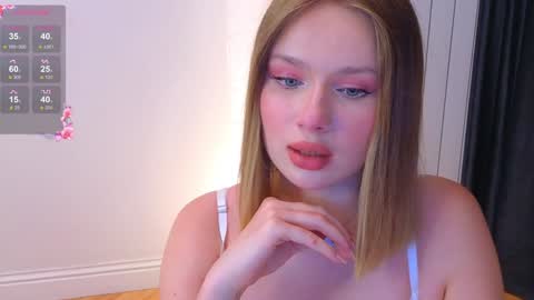 Sofia online show from December 2025 03:09:02 PM