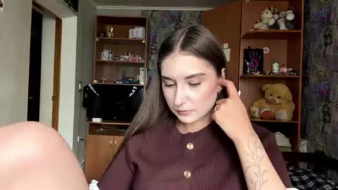 Molly online show from July 2026 09:40:01 AM