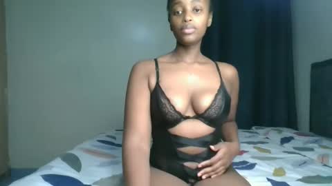 Kittypettite online show from May 2026 05:39:01 PM