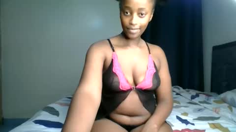 Kittypettite online show from June 2026 06:07:02 PM