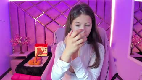 Sarah online show from June 2026 03:16:01 PM