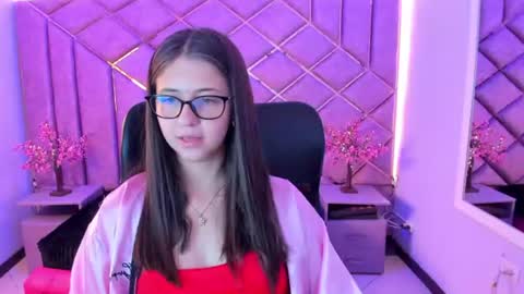 Sarah online show from July 2026 04:22:01 PM