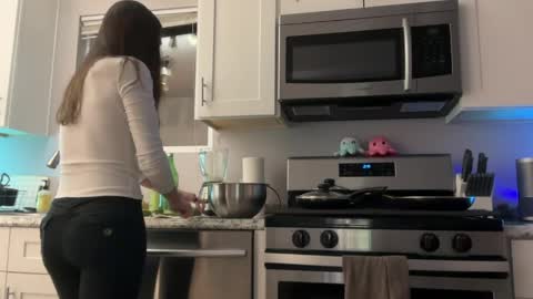 kittypurr79 online show from April 2026 04:43:02 AM