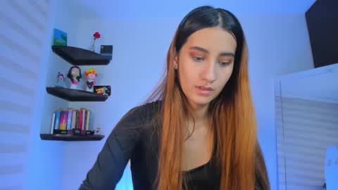 kitty online show from November 2025 06:35:02 AM