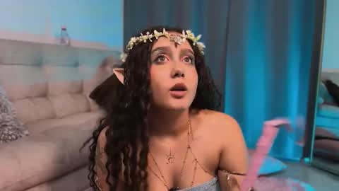 Snapshot of kittysophie_ chatting on October 2025 05:42:02 AM Sophie online show from October 2025 05:42:02 AM