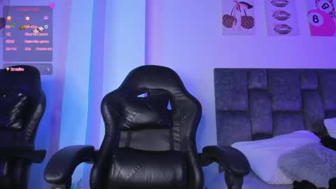 Snapshot of kittystar18 chatting on May 2026 06:27:01 PM kitty online show from May 2026 06:27:01 PM