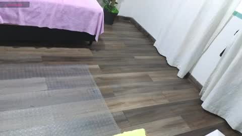 Kitty  online show from March 2025 06:59:02 PM