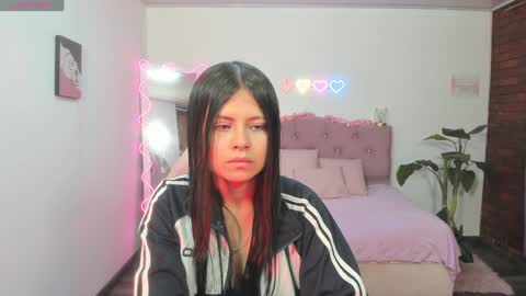 Snapshot of kittystart_tay chatting on December 2024 11:09:02 AM Kitty online show from December 2024 11:09:02 AM