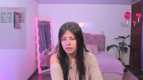 Snapshot of kittystart_tay chatting on January 2025 07:07:02 PM Kitty online show from January 2025 07:07:02 PM