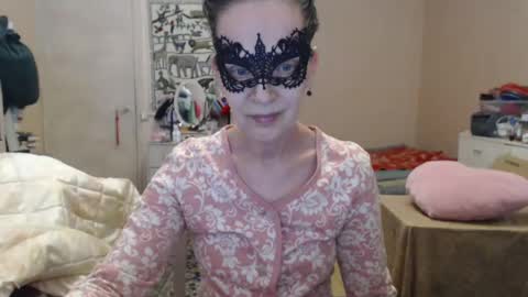 KiuminBerry online show from June 2026 10:35:02 AM