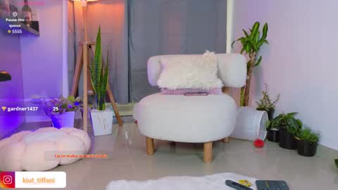 Snapshot of kiut_tiffanii chatting on September 2025 10:59:01 AM Tiffanii online show from September 2025 10:59:01 AM