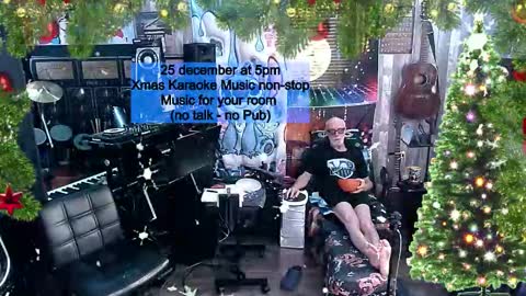 kiveuxmakeu online show from December 2025 05:43:02 PM