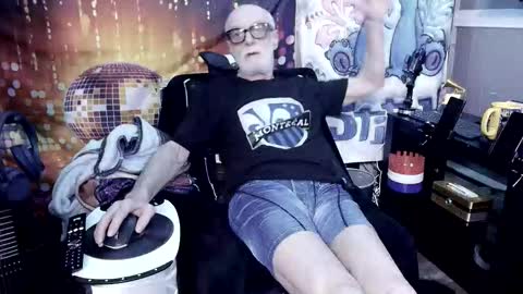 kiveuxmakeu online show from January 2026 06:41:02 AM