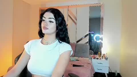 Snapshot of kiwi_lov23 chatting on December 2025 11:27:02 AM Kiwi online show from December 2025 11:27:02 AM