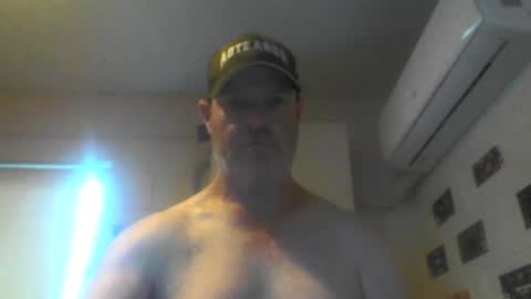 kiwiguy19773 online show from February 2025 08:56:01 PM