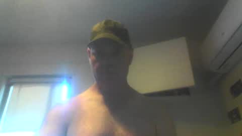 Snapshot of kiwiguy19773 chatting on December 2025 02:41:01 AM kiwiguy19773 online show from December 2025 02:41:01 AM