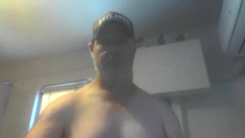 Snapshot of kiwiguy19773 chatting on February 2026 11:19:02 PM kiwiguy19773 online show from February 2026 11:19:02 PM