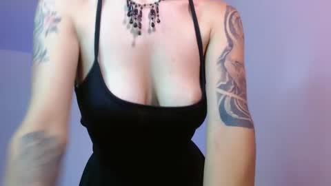 Snapshot of kiyusweetcrazy chatting on December 2024 01:51:02 AM kiyu online show from December 2024 01:51:02 AM