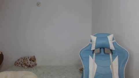 Snapshot of kiyusweetcrazy chatting on January 2025 09:16:01 PM kiyu online show from January 2025 09:16:01 PM