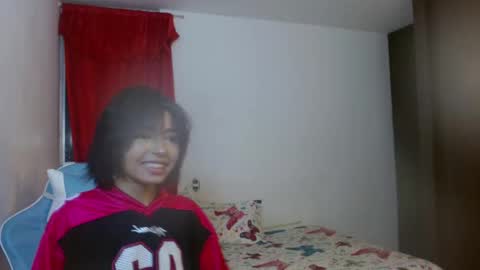 Snapshot of kiyusweetcrazy chatting on November 2025 12:10:01 AM kiyu online show from November 2025 12:10:01 AM