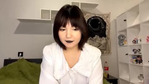 Snapshot of kizziequiroz chatting on February 2026 10:19:02 AM Luna online show from February 2026 10:19:02 AM